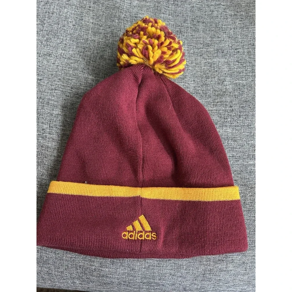 Adidas Cleveland Cavaliers Long Knit with Pom Hat Beanie
